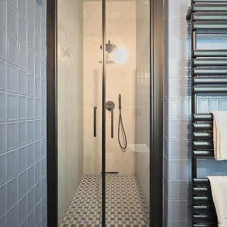 Πανδοχείο Homeby, Cinisca *