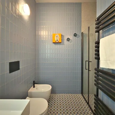 Homeby, Cinisca * Μπολόνια