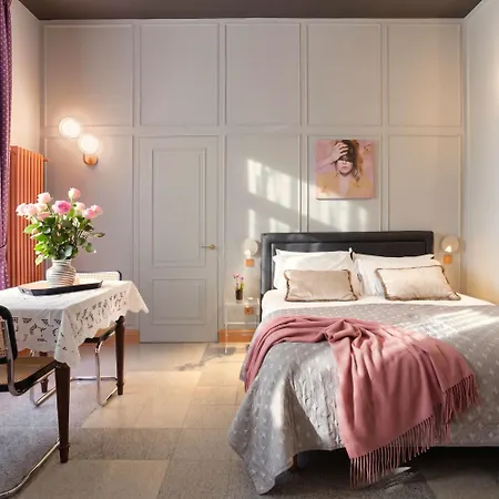 Värdshus Homeby, Cinisca Bologna